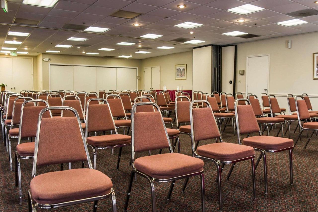 Quality Inn And Suites Golf Resort Golden Gate Kültér fotó